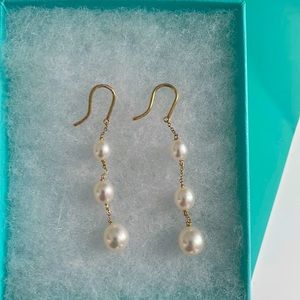 Tiffany & Co Elsa Peretti Pearls By The Yard Drop earrings